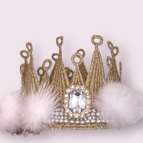 Snowy Winter Wonderland Crown (size: M)